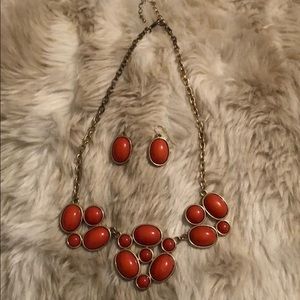 Necklace & earrings